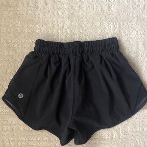 Lululemon 0 regular shorts